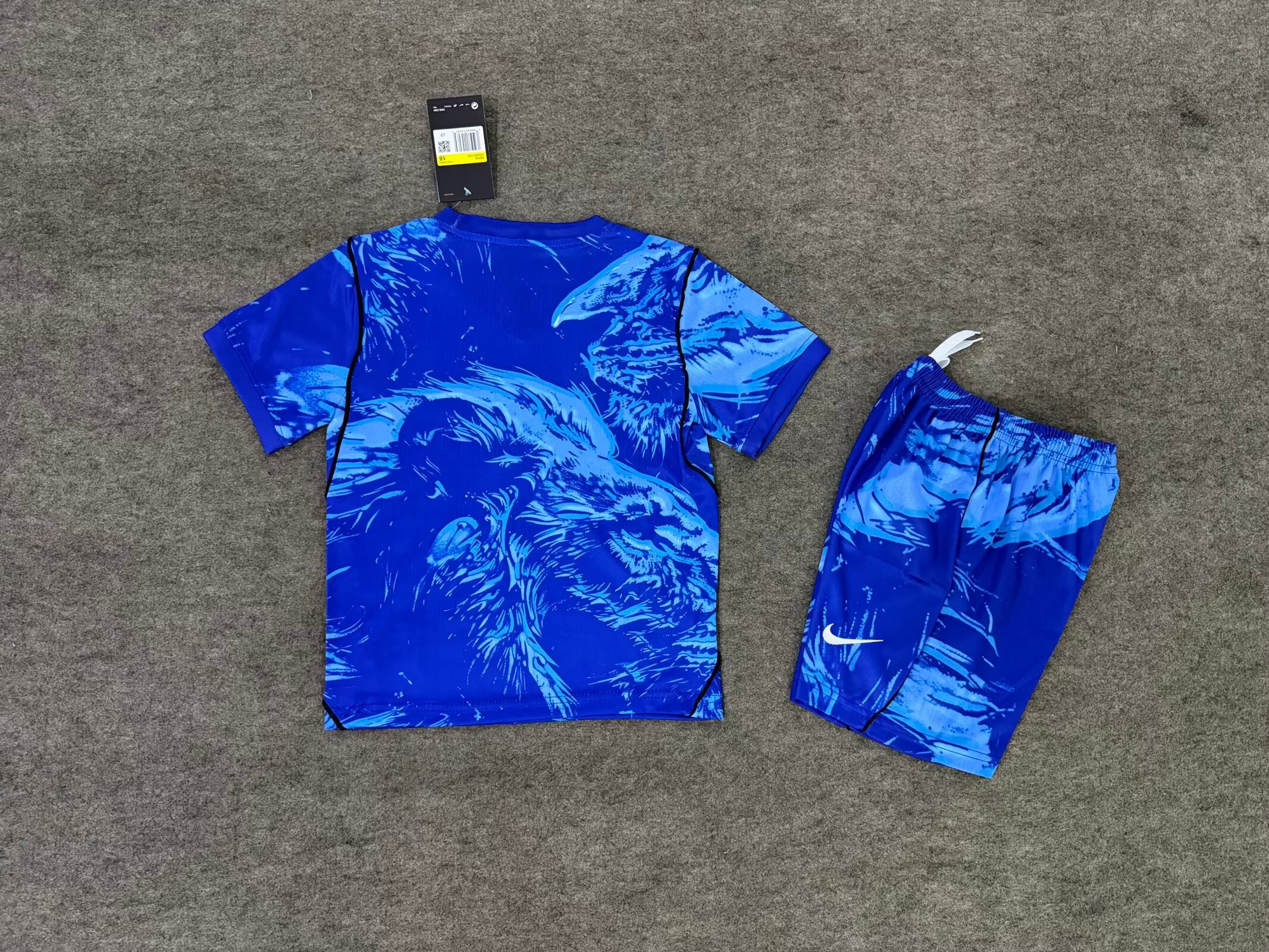 Kids England Goal Keeper 2026 World Cup Kit (Blue)