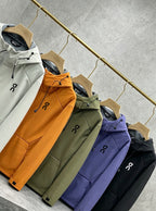On Running Premium Hooded Softshell Jacket