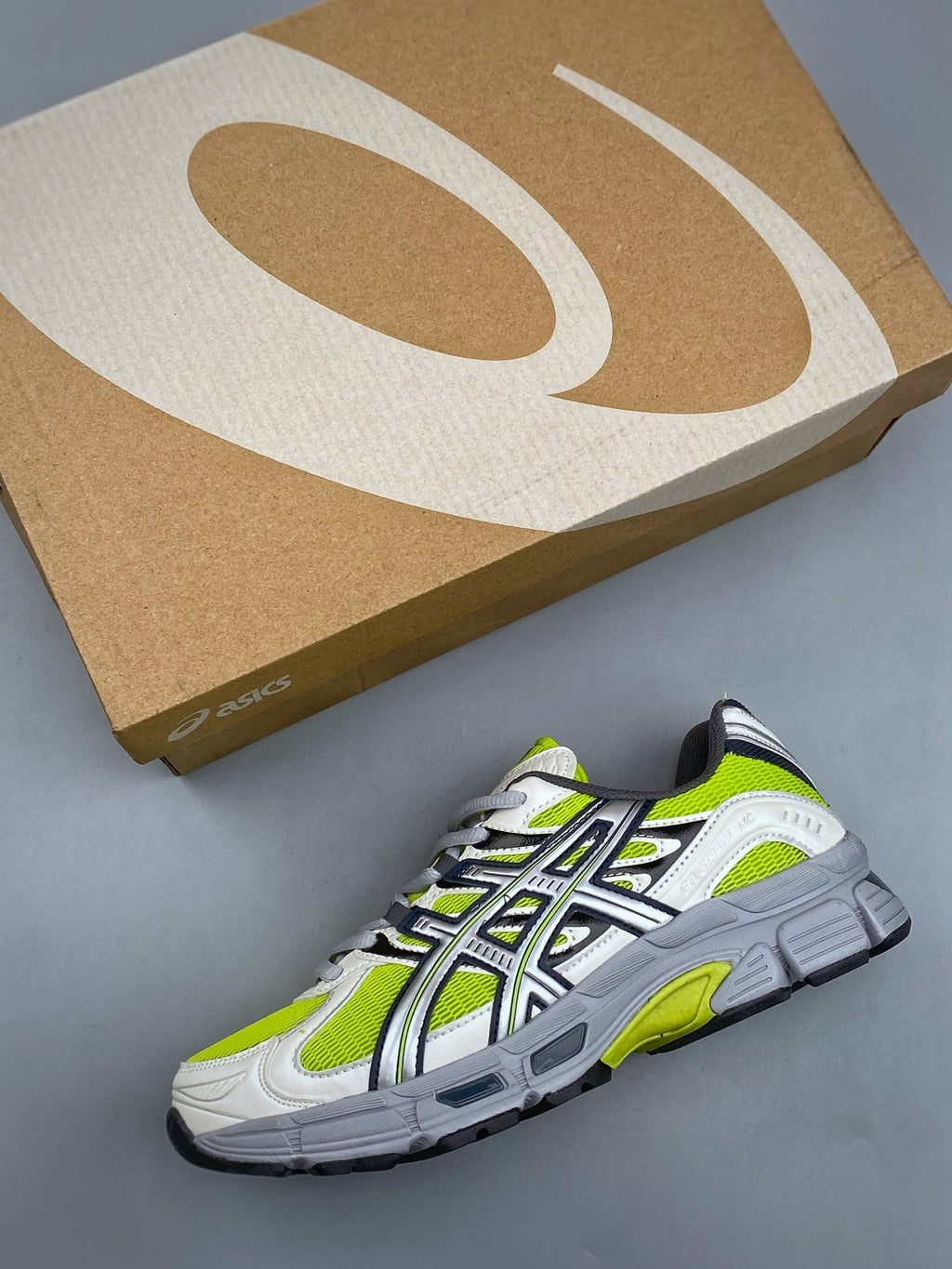 ASICS GEL-STRATUS