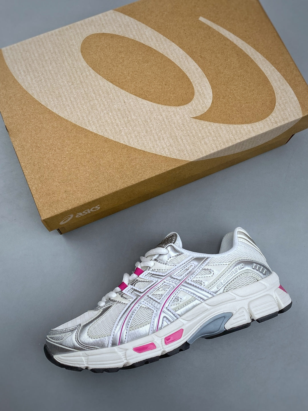 ASICS GEL-STRATUS
