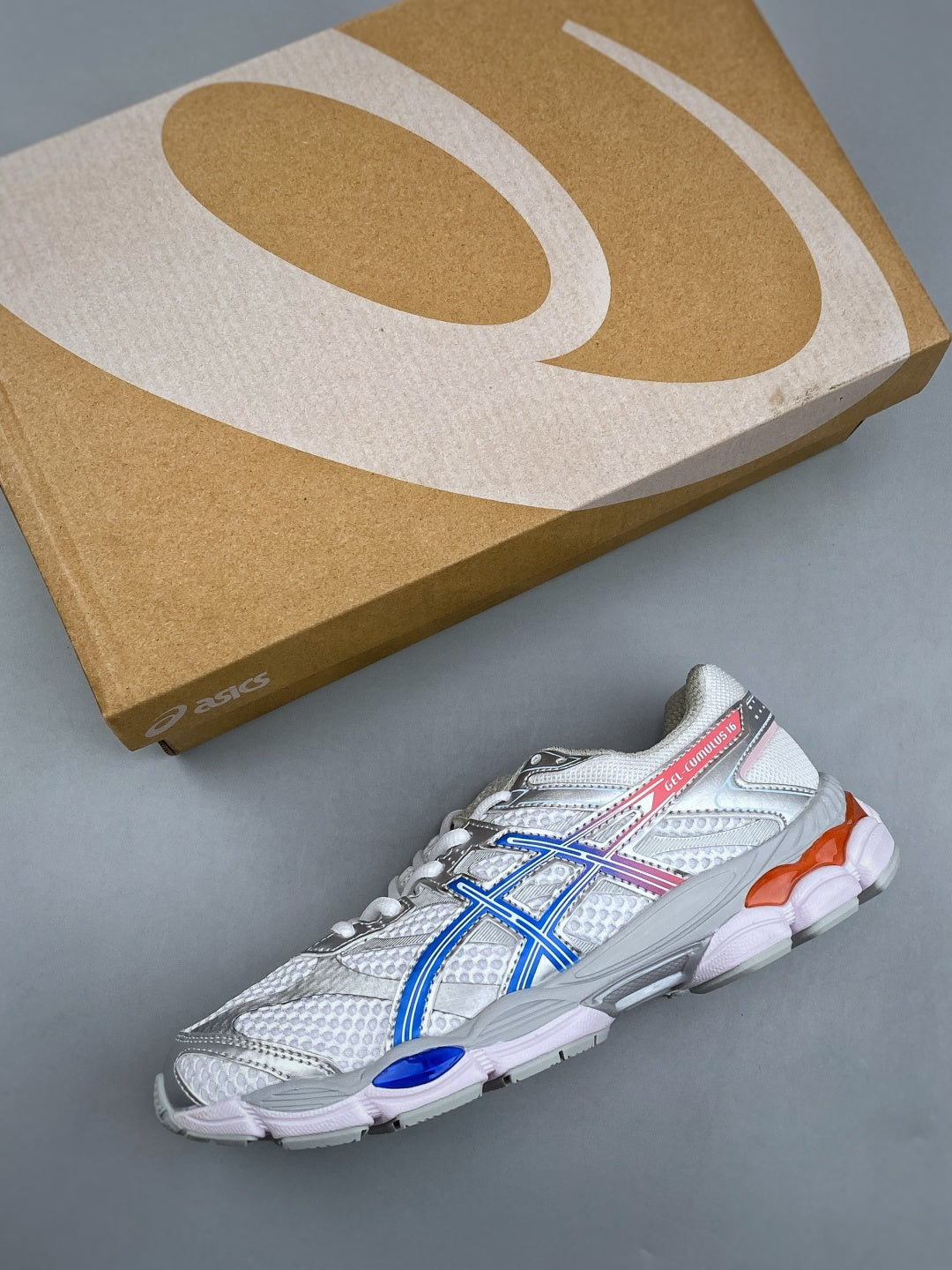 ASICS GEL-CUMULUS 16