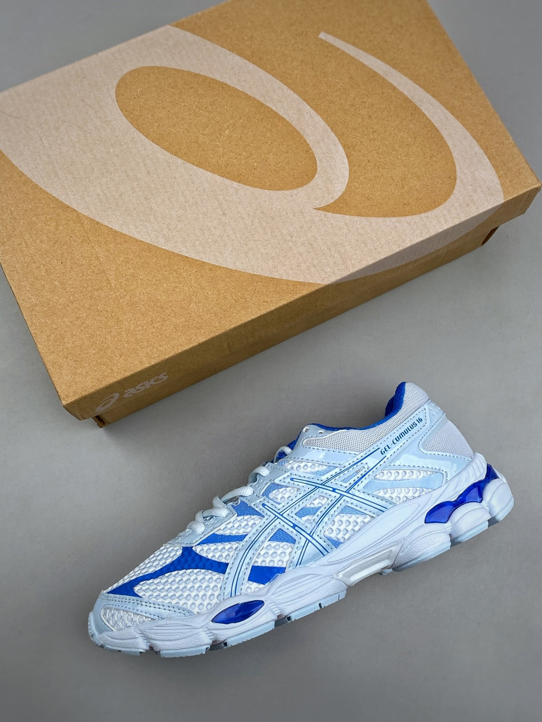 ASICS GEL-CUMULUS 16