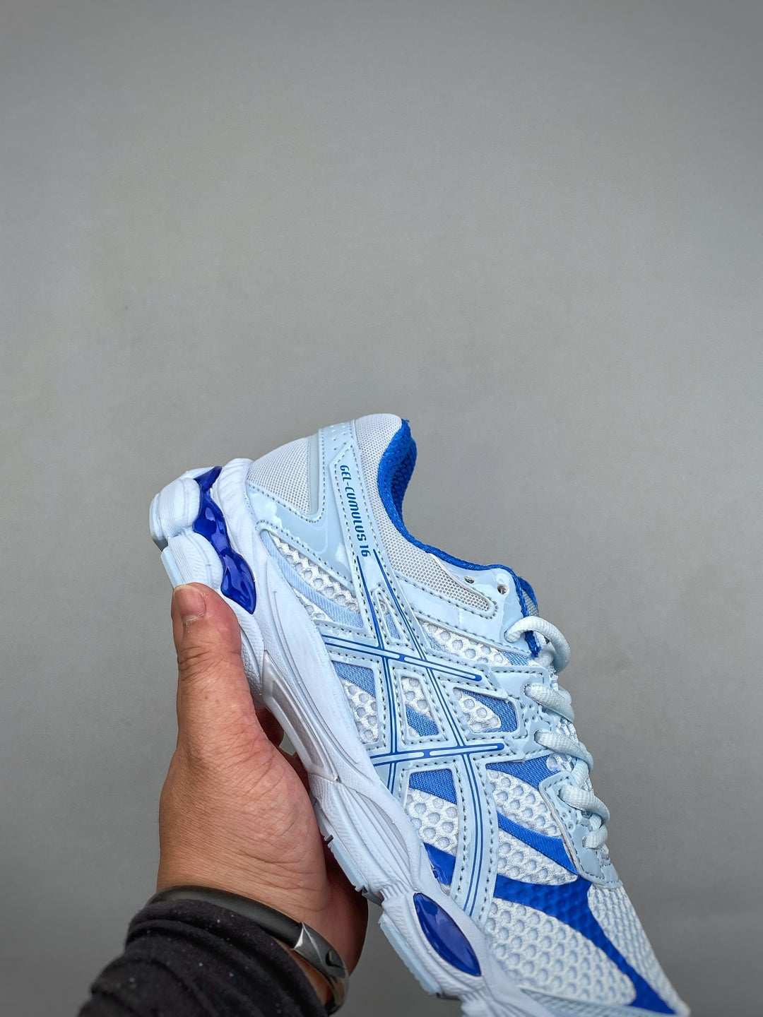 ASICS GEL-CUMULUS 16