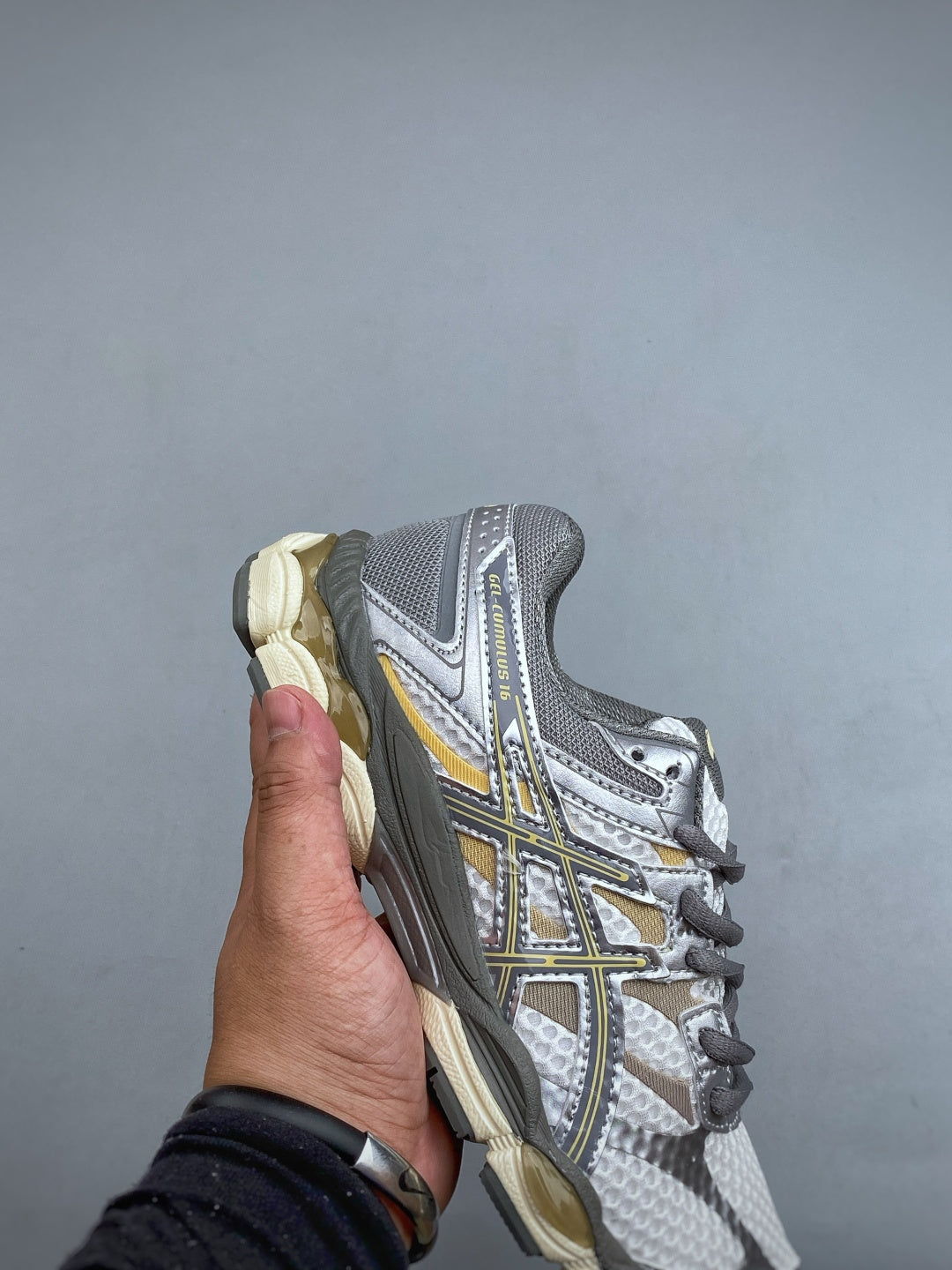 ASICS GEL-CUMULUS 16