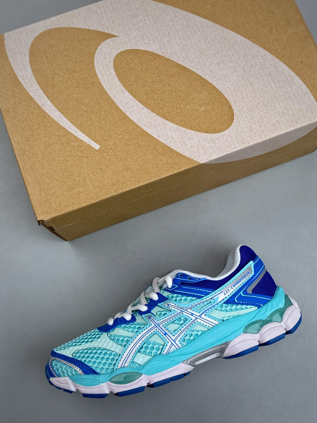 ASICS GEL-CUMULUS 16