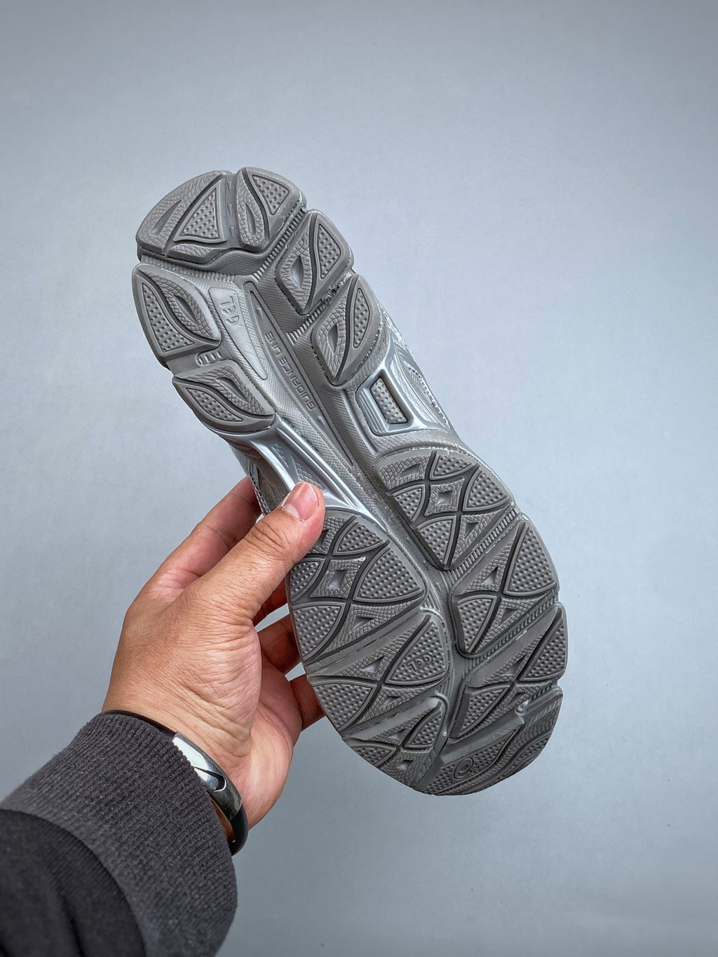 ASICS GEL-CUMULUS 16