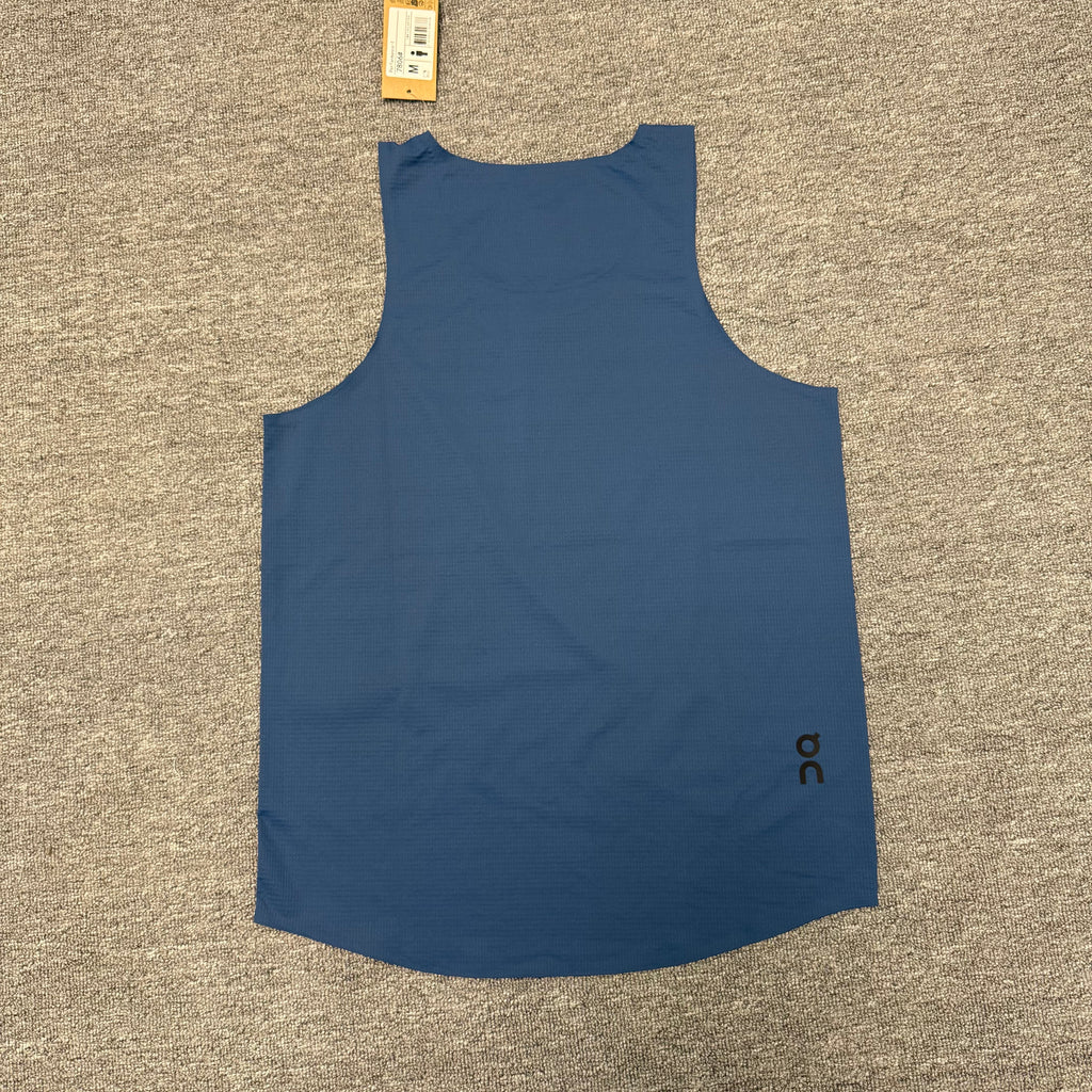 On Running Essential Performance Vest