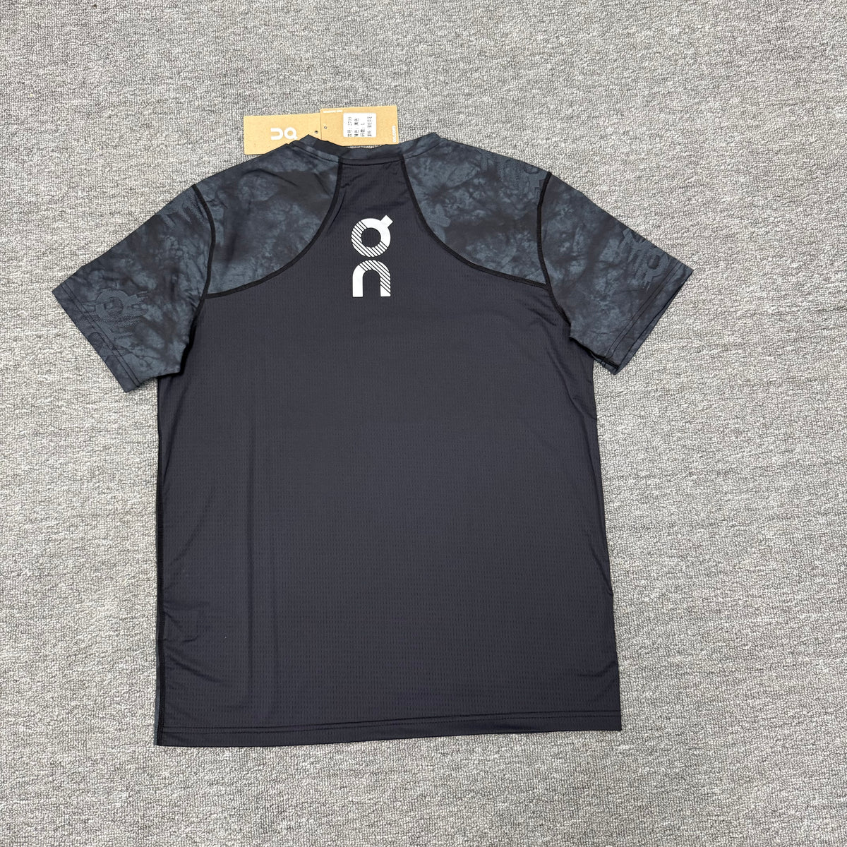 On Running Performance T-Shirt STYLE 1
