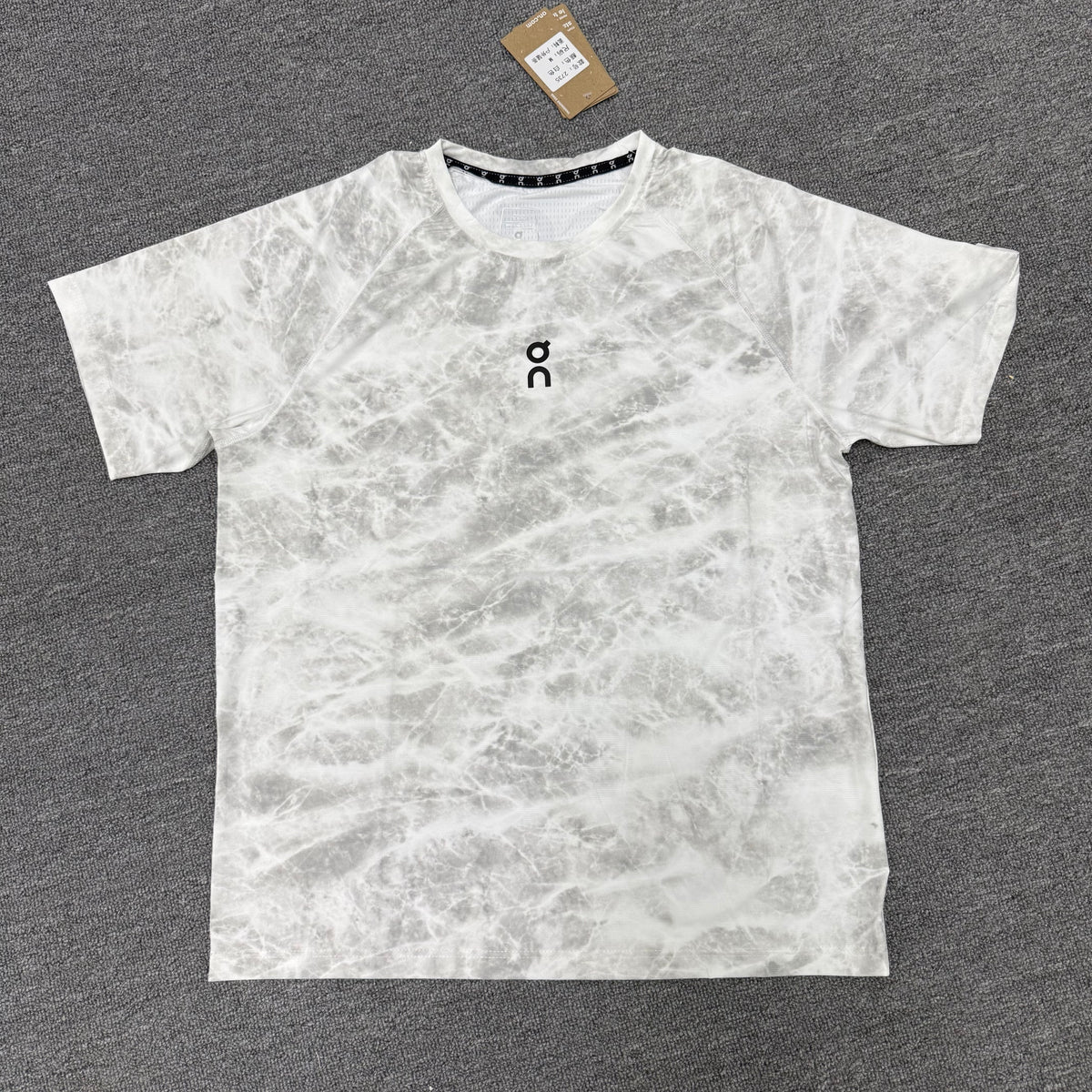 On Running Performance T-Shirt STYLE 8