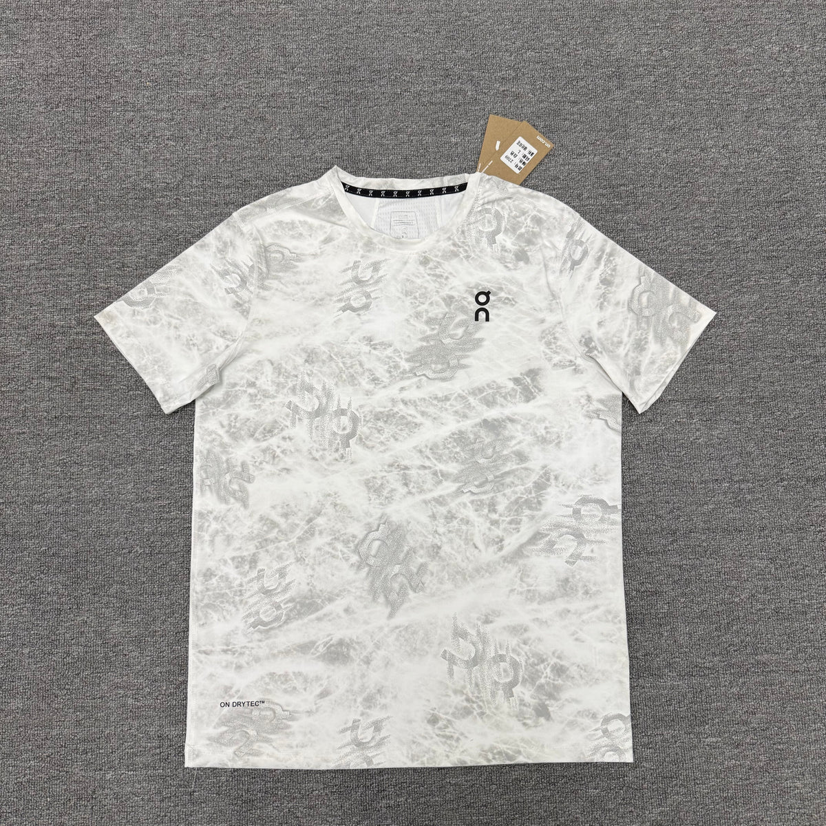 On Running Performance T-Shirt STYLE 1