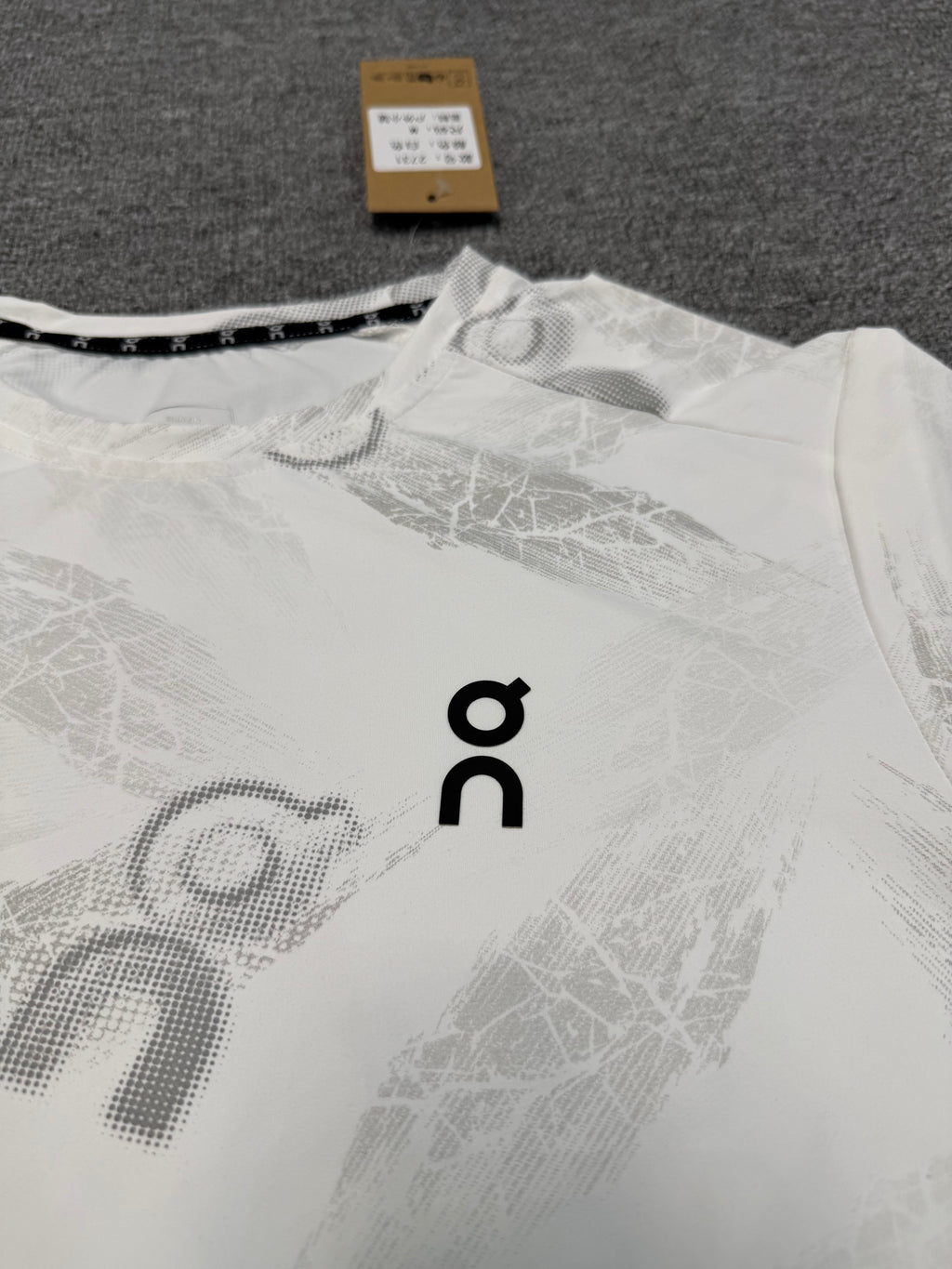 On Running Performance T-Shirt STYLE 6
