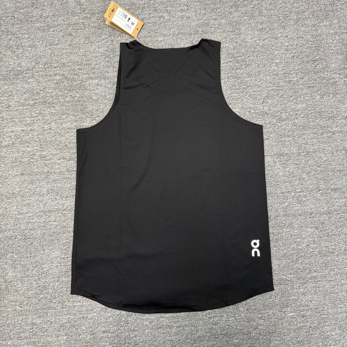 On Running Essential Performance Vest