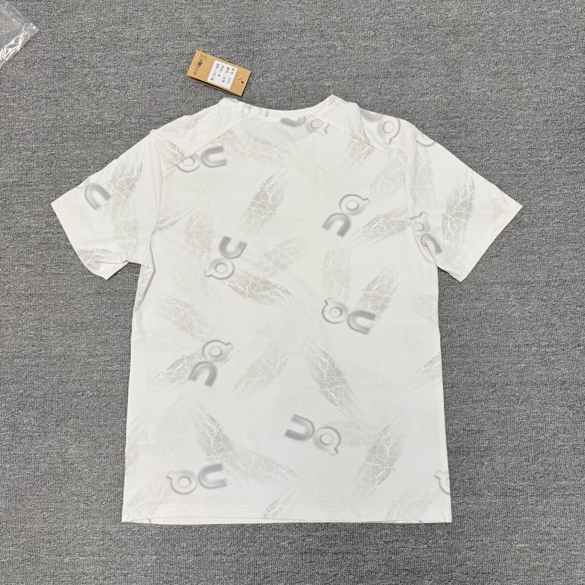 On Running Performance T-Shirt STYLE 6
